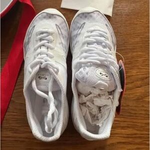 NFINITY White Cheer Shoes